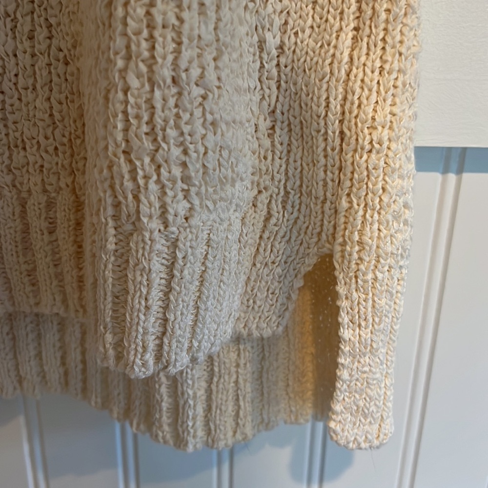 Textured J Crew Tank - Picture 3 of 3